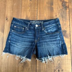American Eagle Outfitters Dark Wash Frayed Denim Jean Shorts